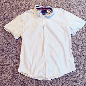 Men’s short sleeve button up